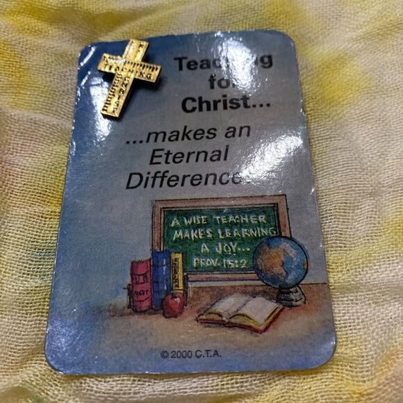 Vintage Teaching for Christ Pin - Picture 1 of 3